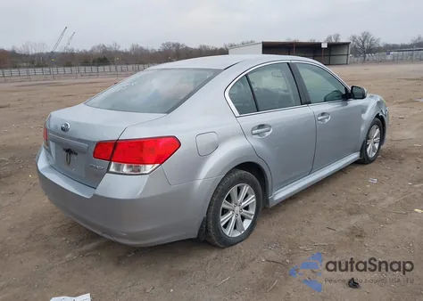 2012 Subaru Legacy 2.5I из США, поврежденный, VIN 4S3BMBA69C3030922